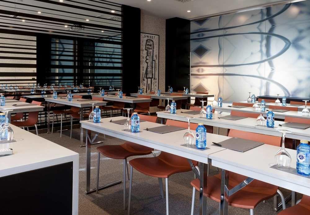Ac Hotel Burgos By Marriott Bagian luar foto